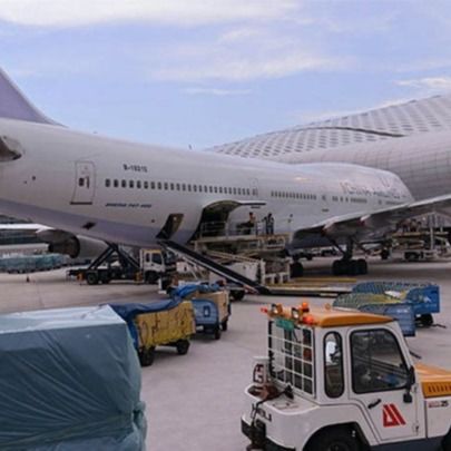 最も安いシー エアー中国からのサウジ アラビアの船積みの航空速達の兵站学に各戸ごとの貨物に荷を積むため