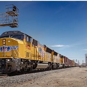 義烏市中国からのルクセンブルク オーストリアへの鉄道の国際的な各戸ごとの貨物船積み