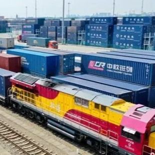 Fba DHL鉄道貨物運送業者、アマゾン中国から米国への配送倉庫
